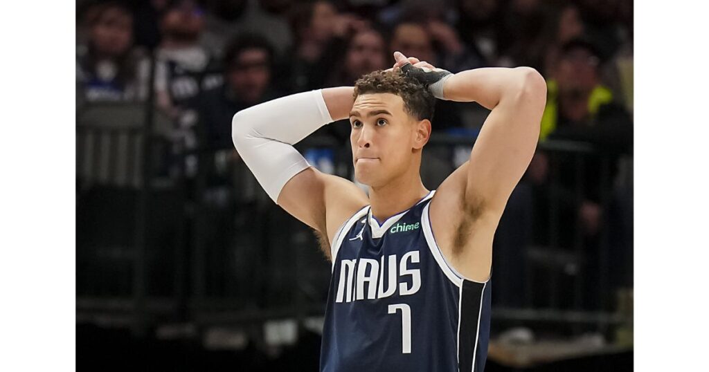 Dwight Powell's Role in the Mavericks' Frontcourt